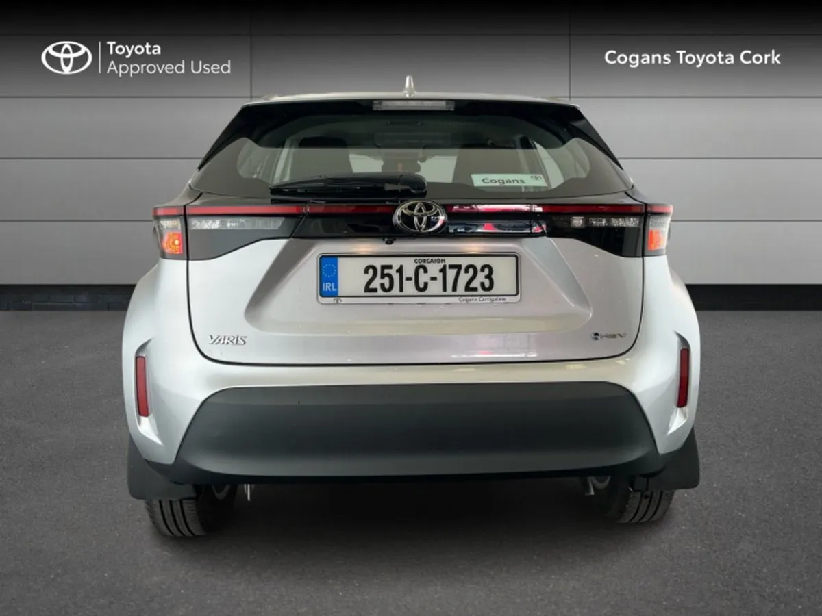 Toyota Yaris Cross Luna - Image 4