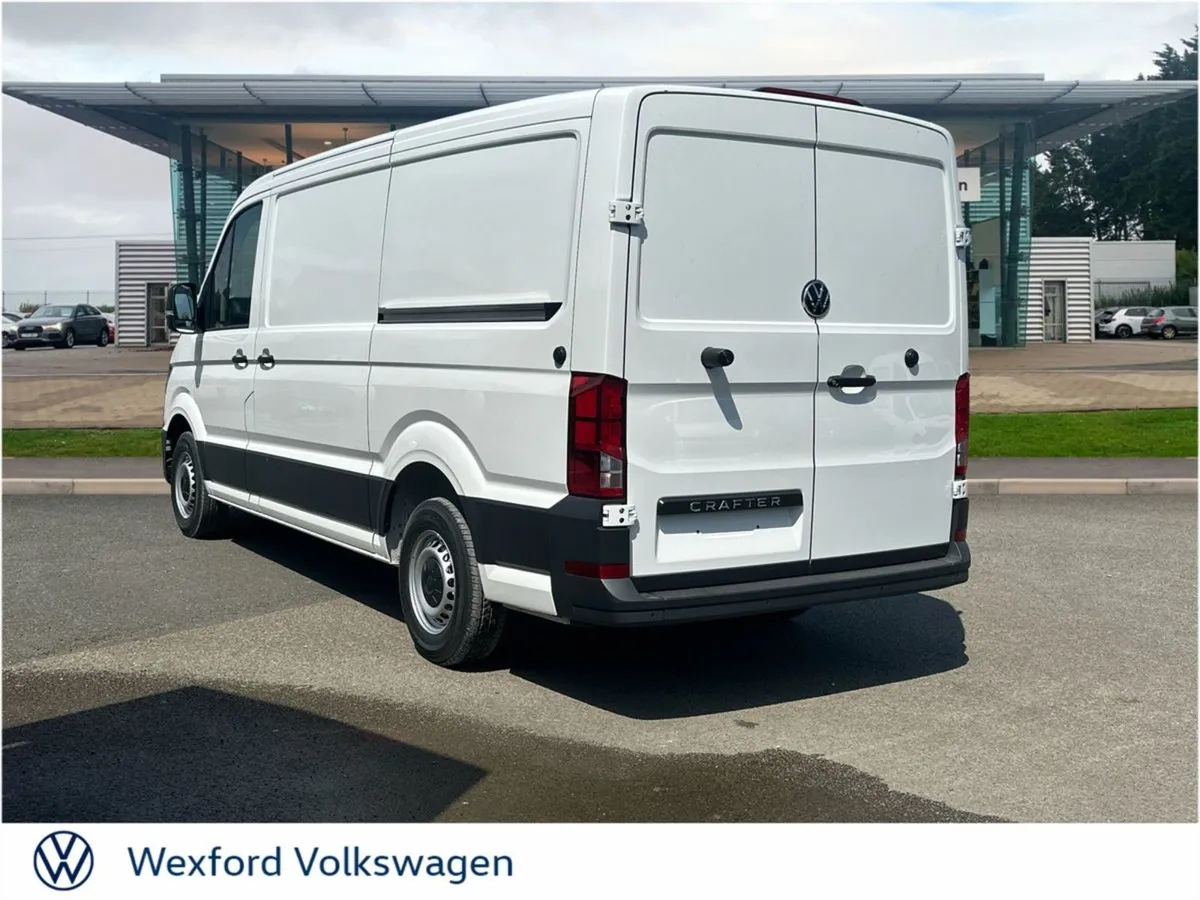Volkswagen Crafter 30 Trendline MWB 2.0tdi 140HP - Image 4