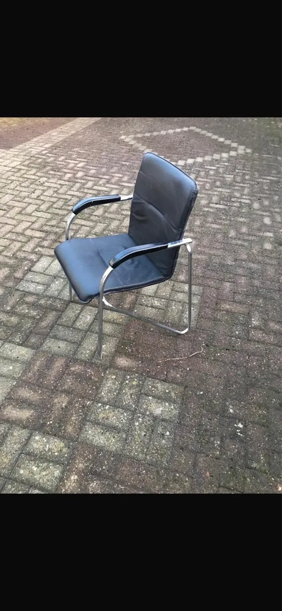 Bar & Restaurant chairs - Image 4
