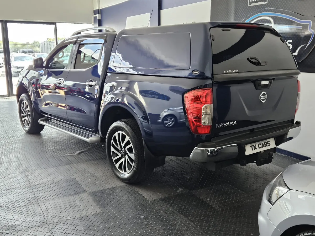 19 NISSAN NAVARA TEKNA AUTOMATIC  CREW CAB - Image 3