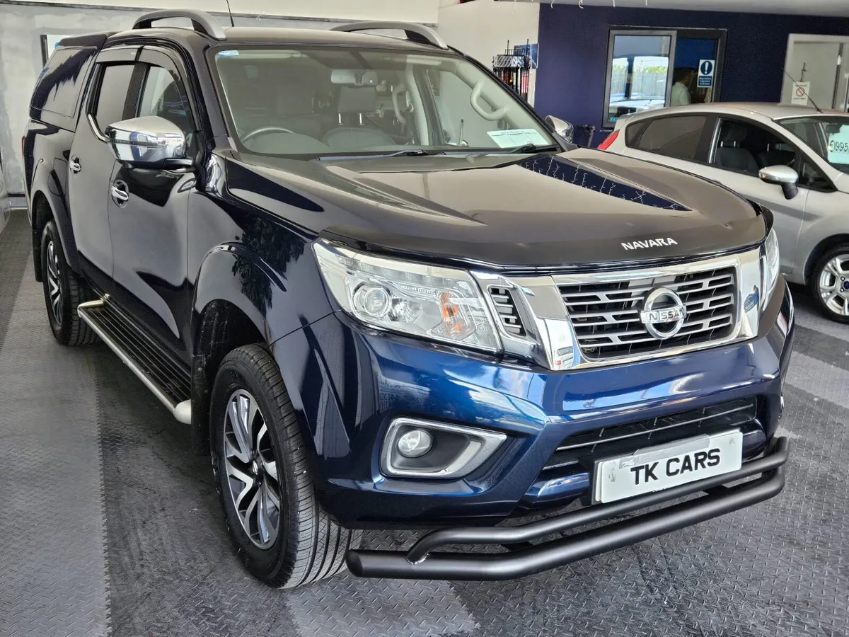 19 NISSAN NAVARA TEKNA AUTOMATIC  CREW CAB - Image 2