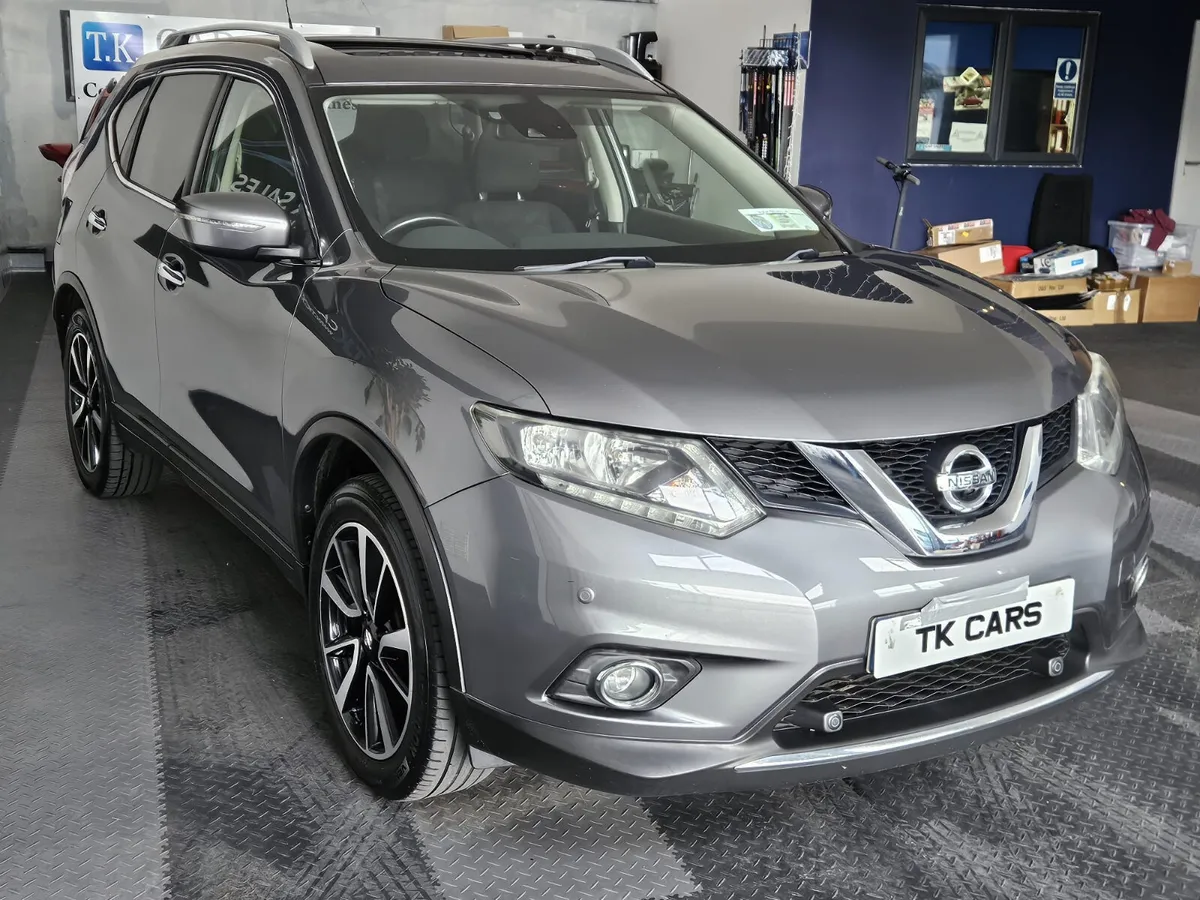 17 NISSAN X-TRAIL 7 SEATER DIESEL - Image 3