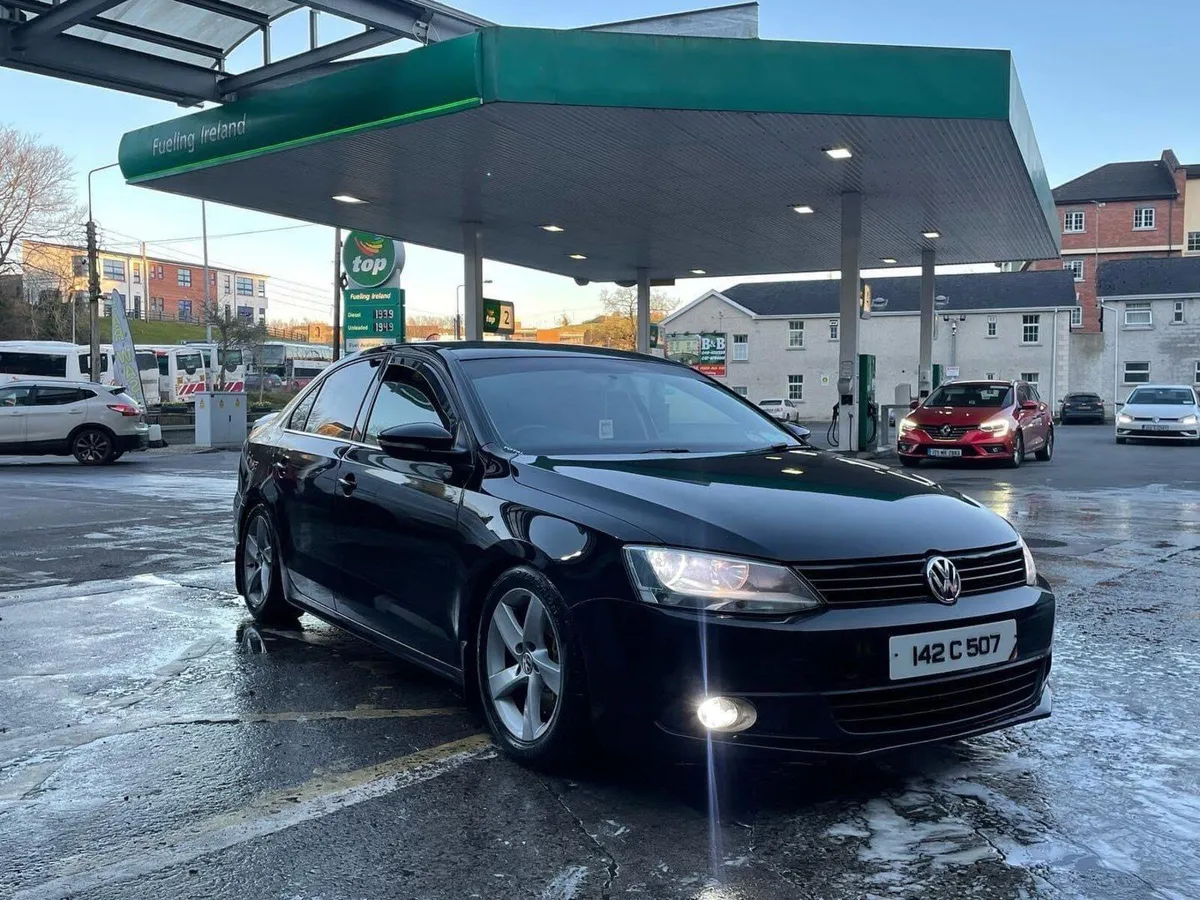Volkswagen mk 6 Jetta - Image 1