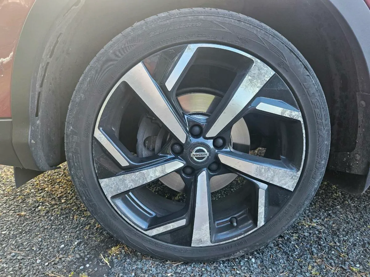 Sve Top Spec Automatic 1.6 Diesel F.S.H - Image 2