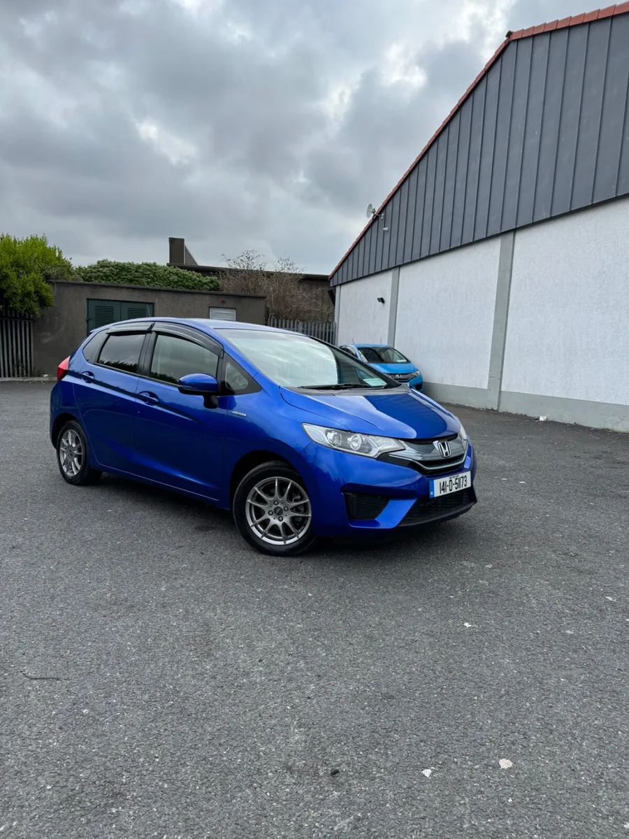 Honda Fit 1.5 hybrid - Image 1