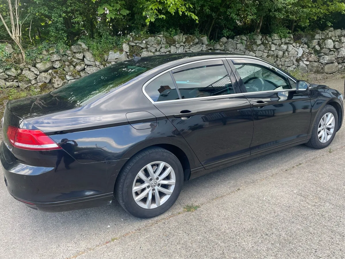 Passat - Image 1
