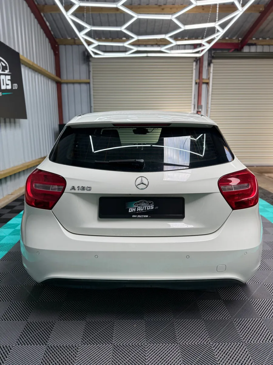 Mercedes-Benz A-Class 2015 - Automatic - Image 3