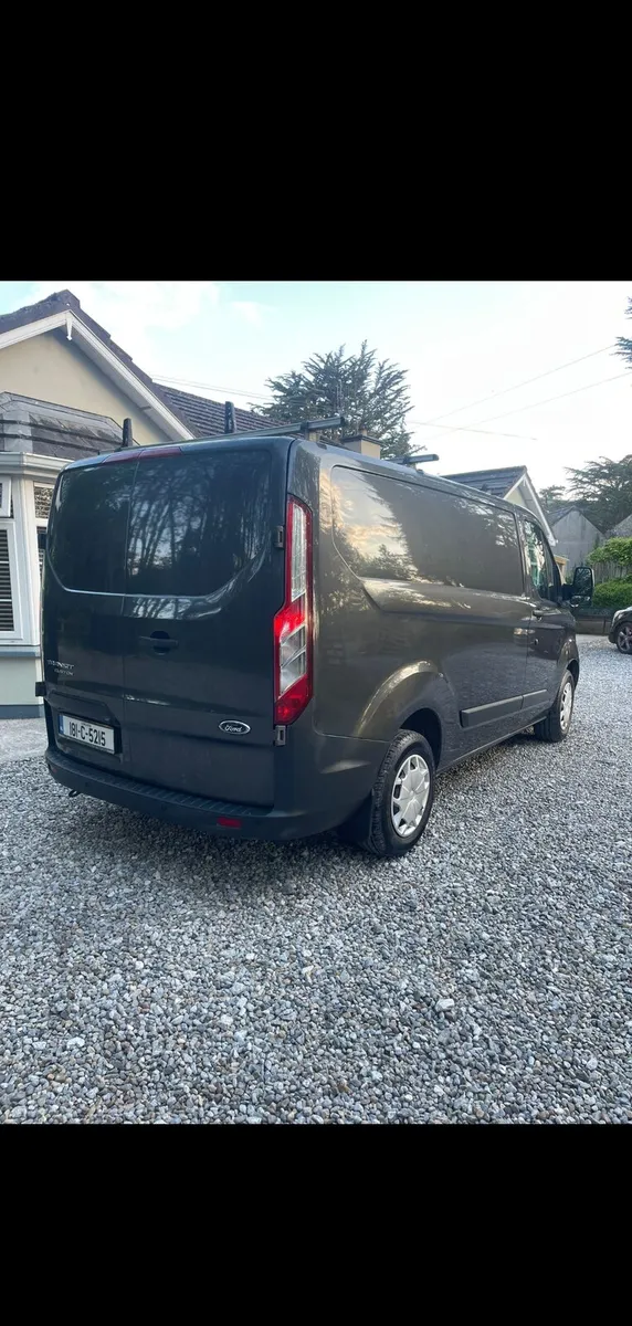 Ford Transit Custom - Image 3