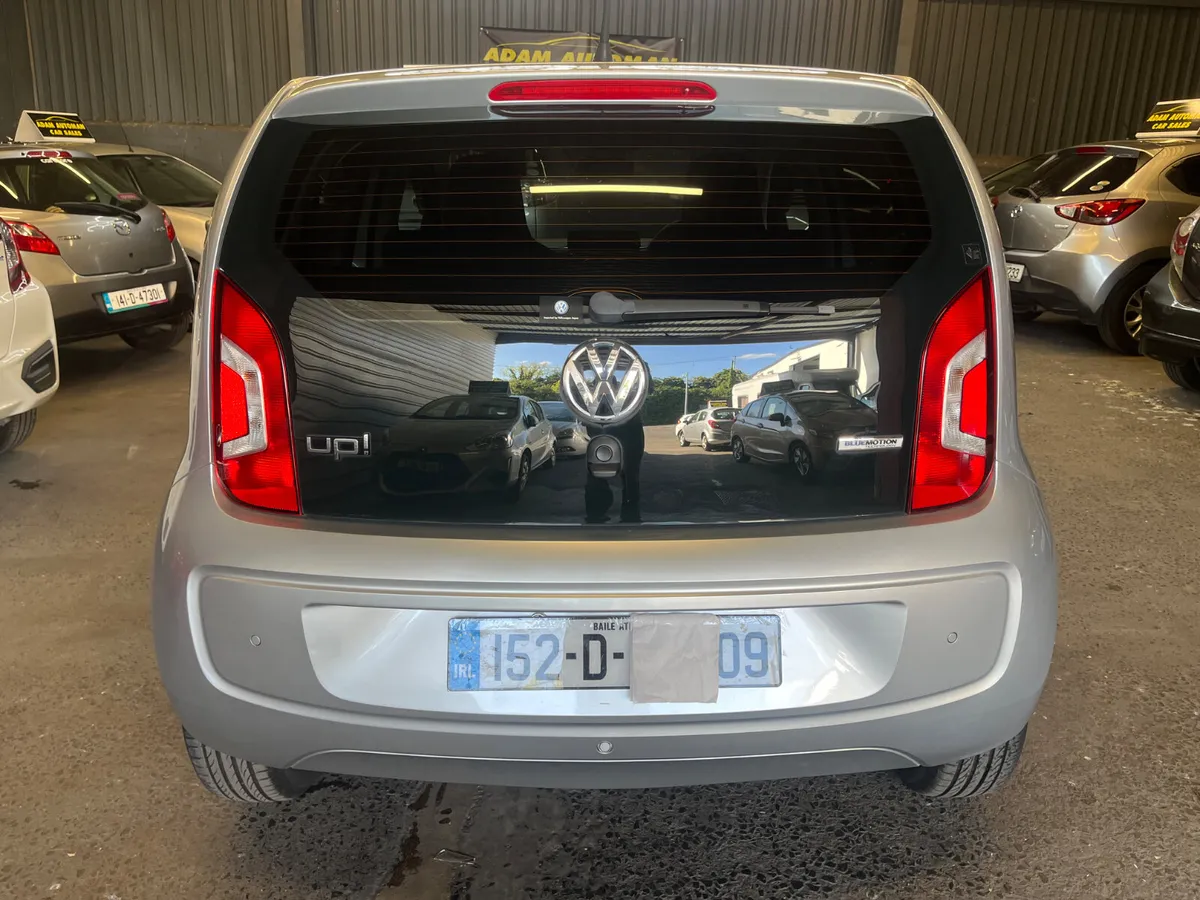 Volkswagen Up 2015 automatic - Image 4
