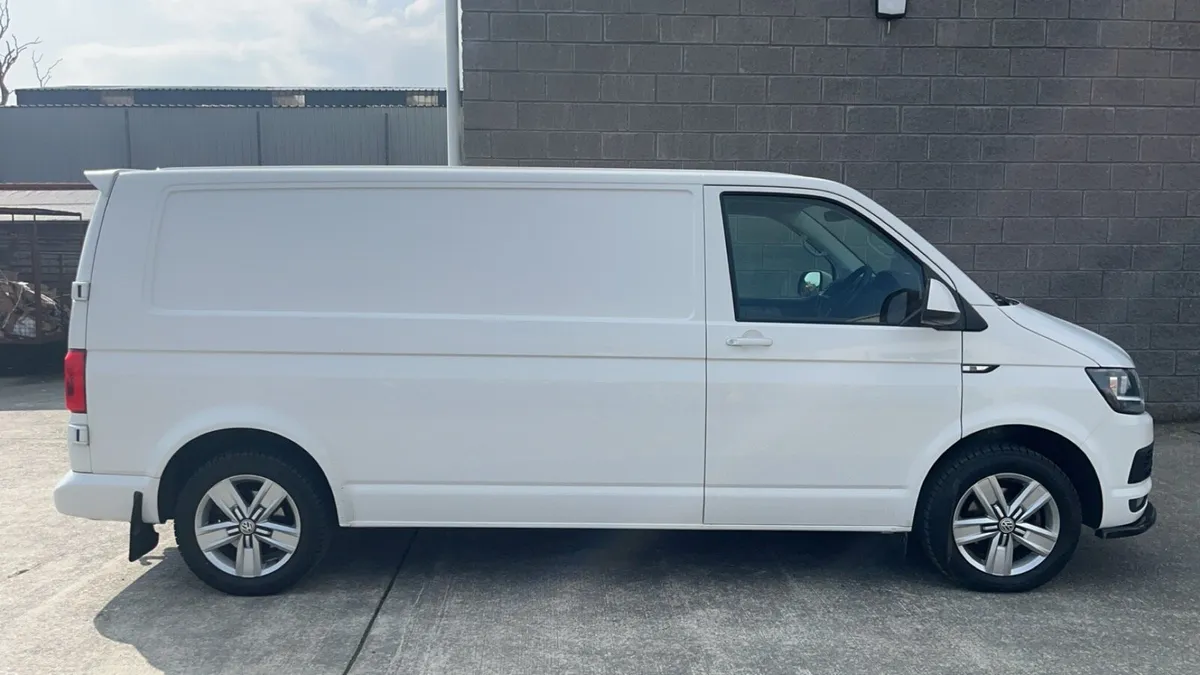 Volkswagen transporter Highline - Image 2
