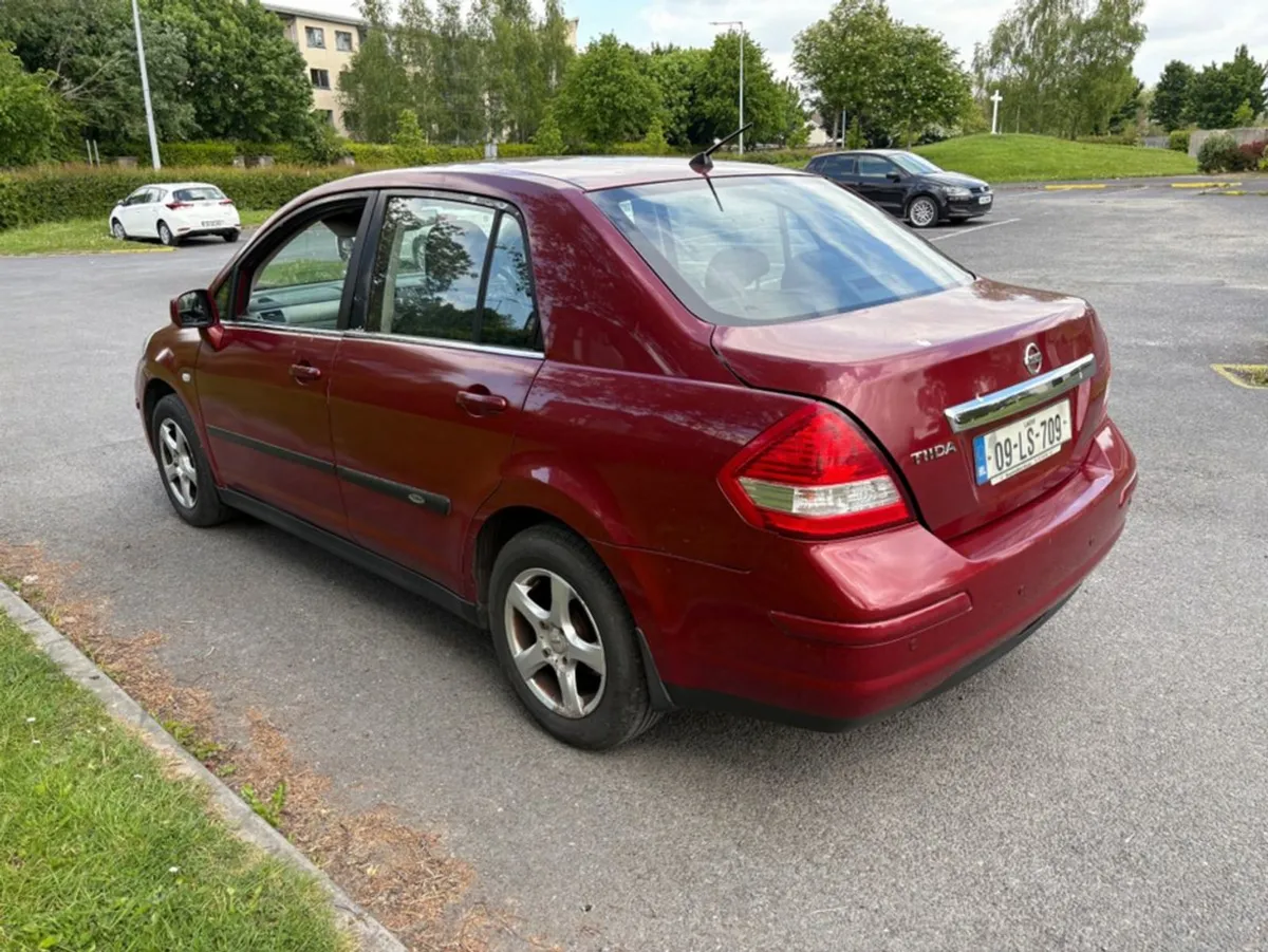 Nissan Tiida 1.5 DSL SVE 4DR - Image 3