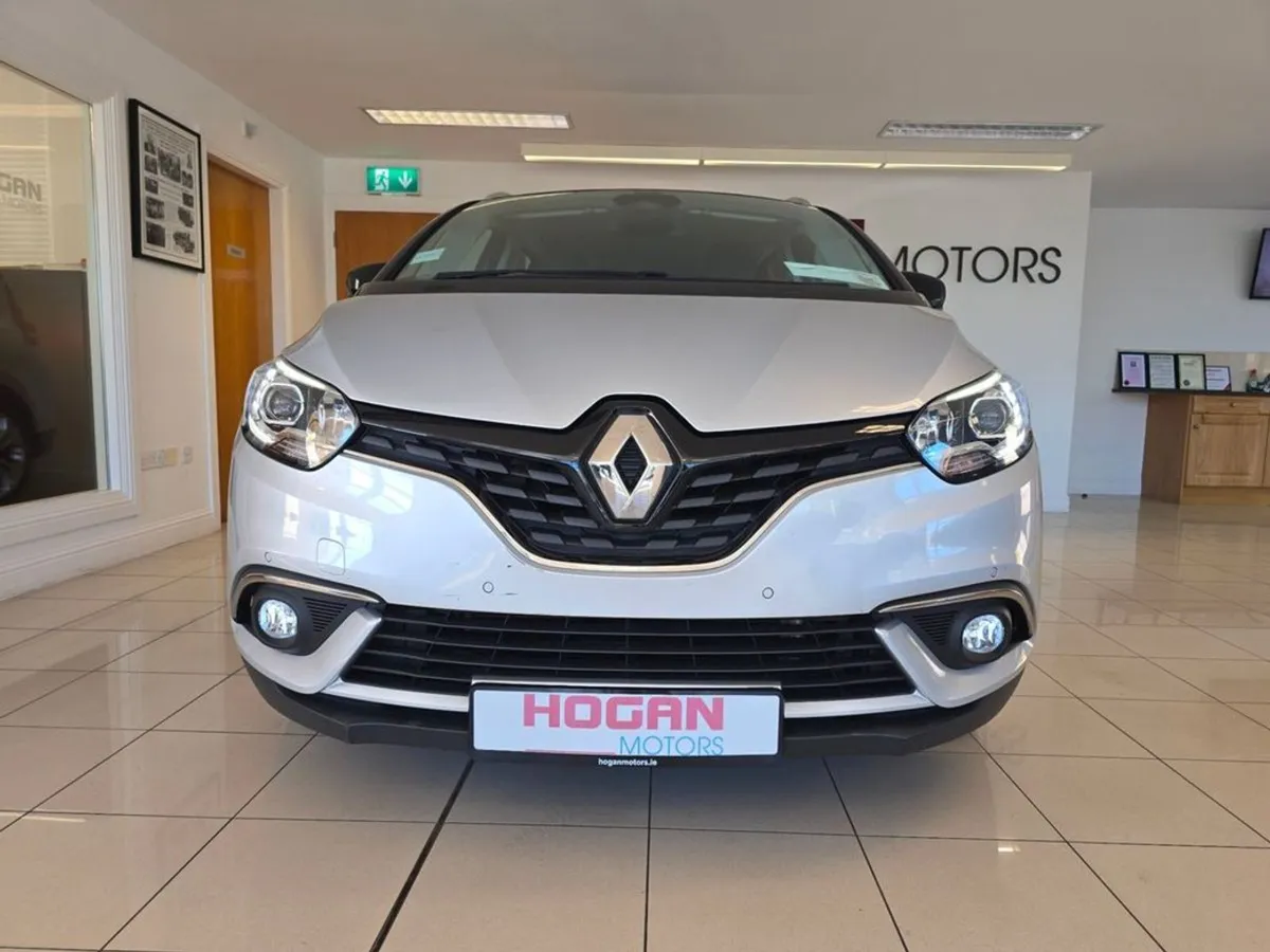 Renault Grand Scenic 7 Seats Iconic - Image 2