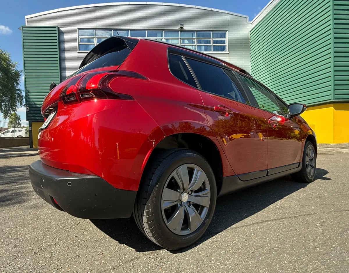 Peugeot 2008 1.2 Puretech Automatic - Image 4