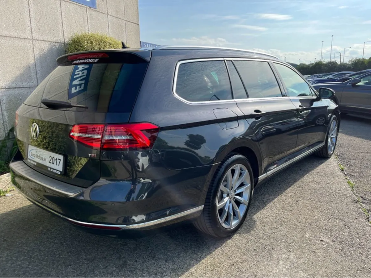Volkswagen Passat Estate Highline Automatic Facel - Image 4