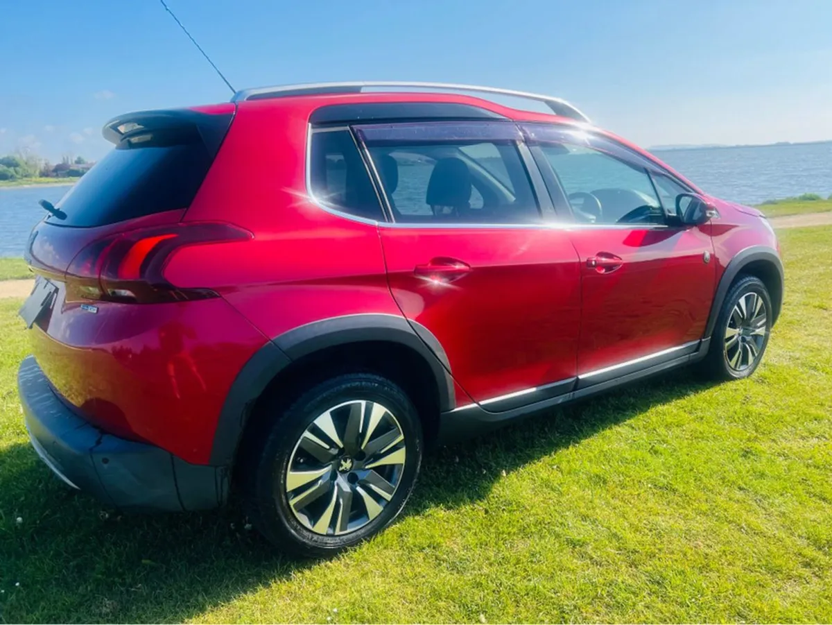 Peugeot 2008 1.2 Automatic TOP Spec - Image 4