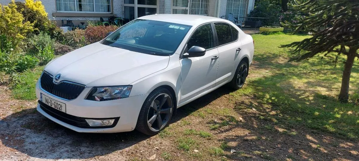 Skoda Octavia 1.6 DSG - Image 2