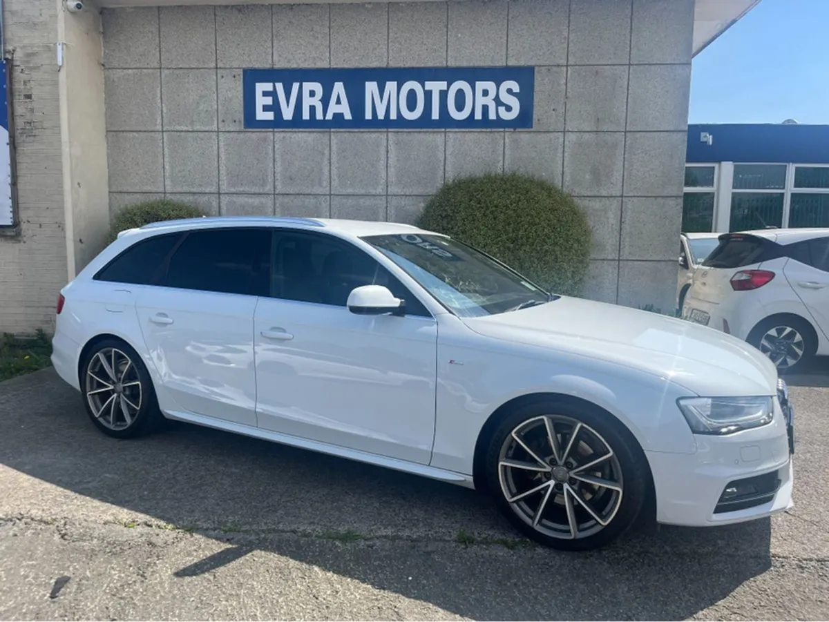Audi A4 S-line Estate Automatic 2.0 Petrol //high - Image 3
