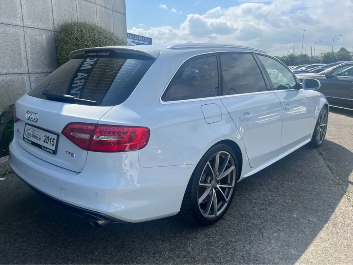 Audi A4 S-line Estate Automatic 2.0 Petrol //high - Image 4