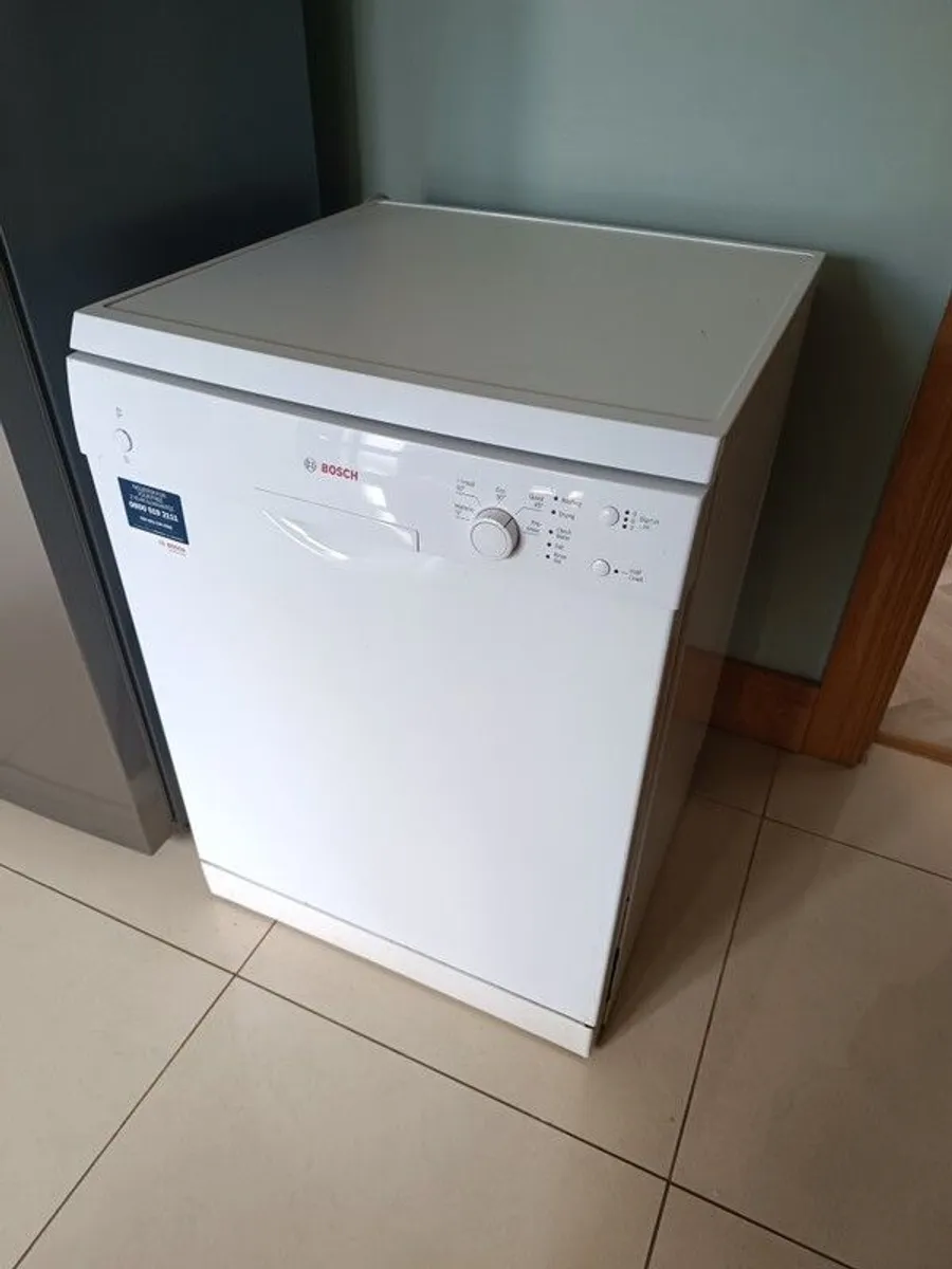 Beko freezer / Bosch dishwasher - Image 1