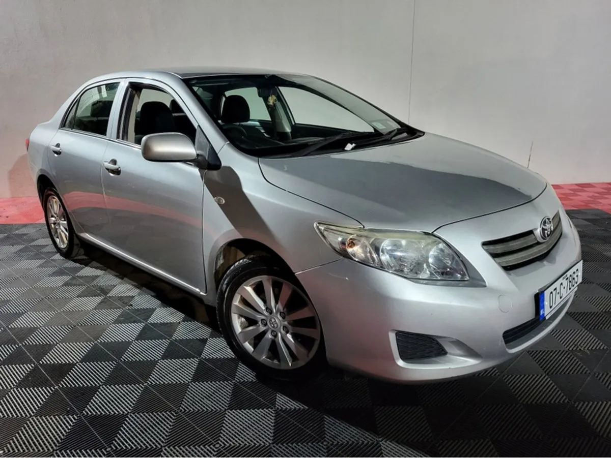 Toyota Corolla 1.4 Terra CBU NG - Image 1