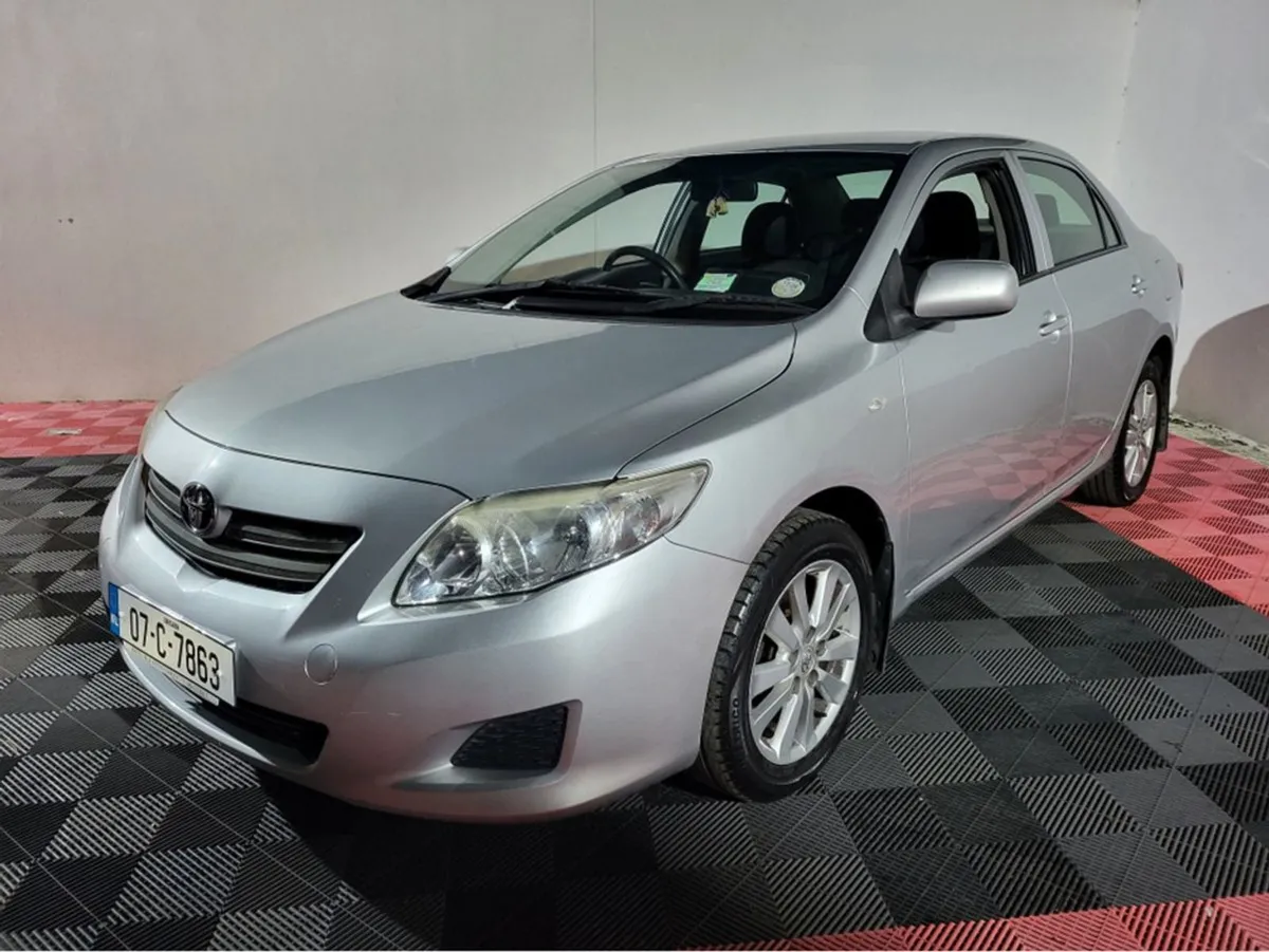 Toyota Corolla 1.4 Terra CBU NG - Image 2