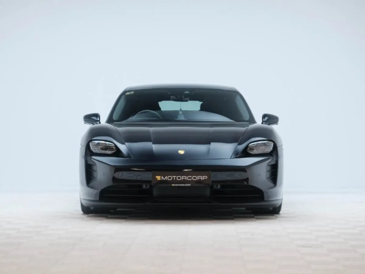 Porsche Taycan Taycan GTS 590HP 93kwh - Image 2