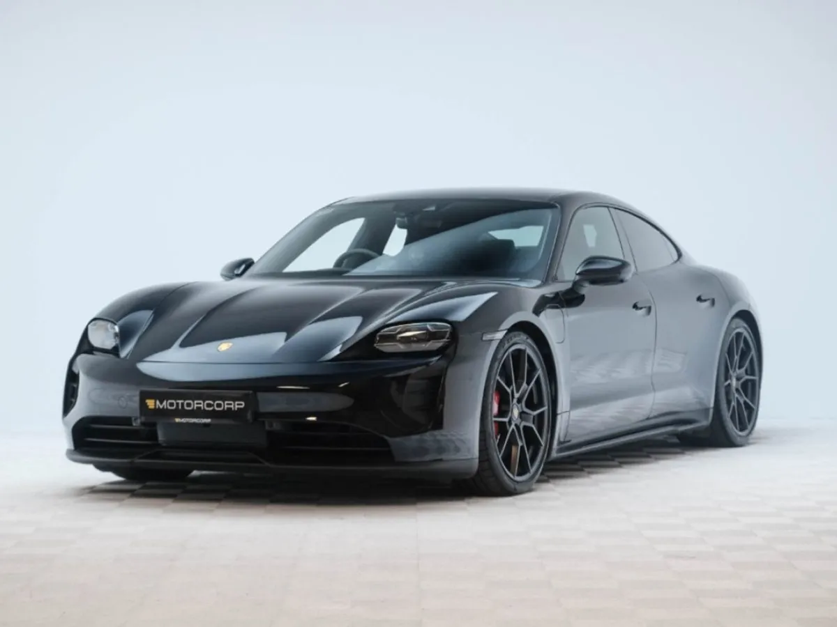 Porsche Taycan Taycan GTS 590HP 93kwh - Image 3