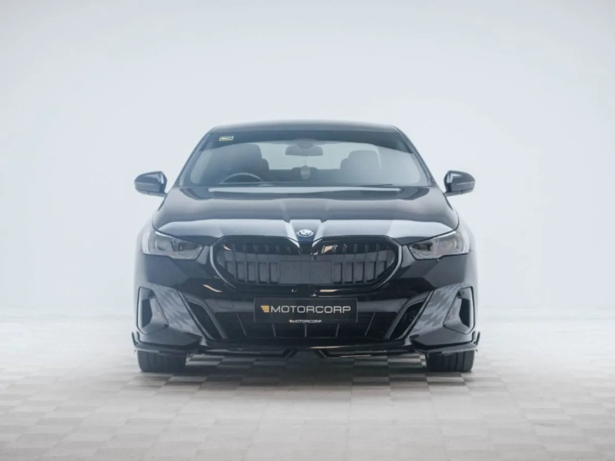 BMW 5 Series 530E M Sport - Image 2