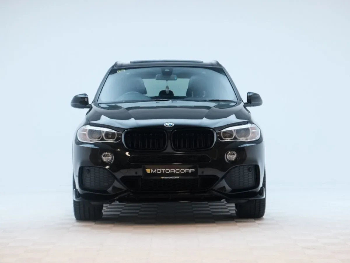BMW X5 40E M Sport Xdrive  pan Roof - Image 2