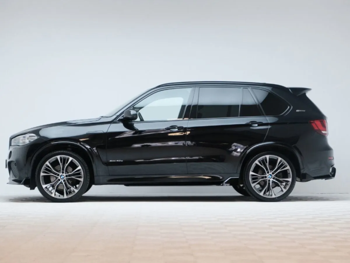 BMW X5 40E M Sport Xdrive  pan Roof - Image 4