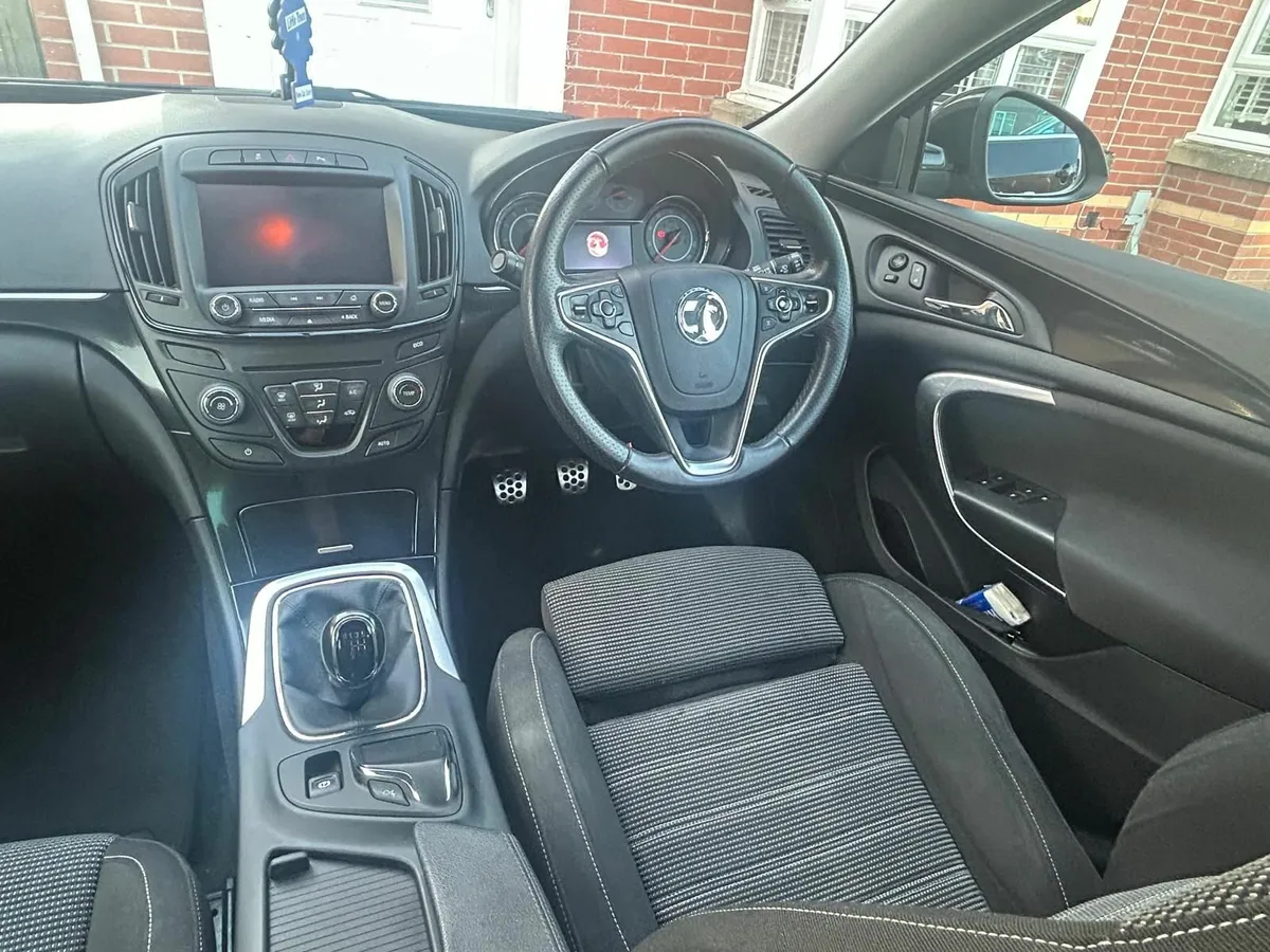Vauxhall Insignia 2015 - Image 2