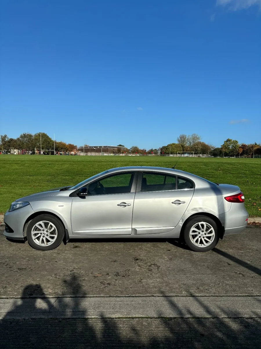 Renault Fluence LIMITED Ed. 2016 - Image 2