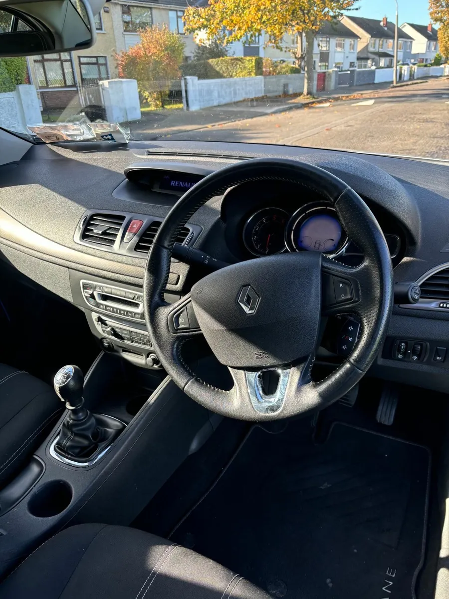 Renault Fluence LIMITED Ed. 2016 - Image 4