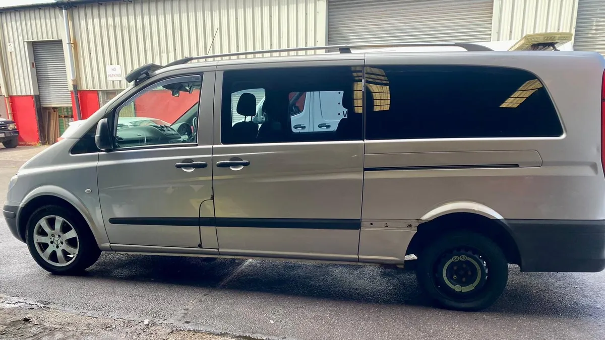 Mercedes Vito crew cab - Image 2