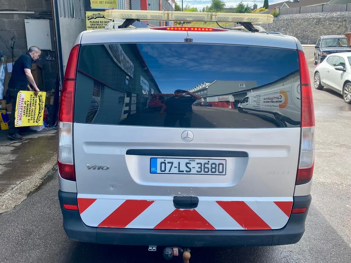 Mercedes Vito crew cab - Image 4