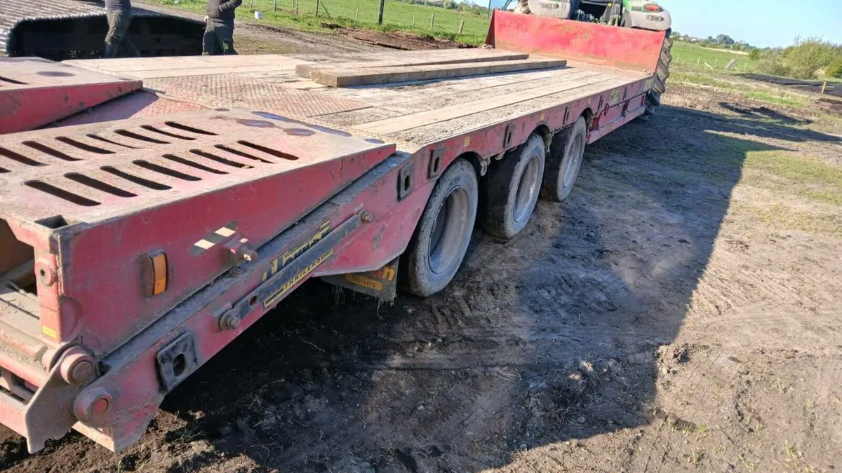 Low Loader - Image 3