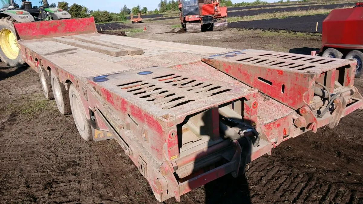 Low Loader - Image 1