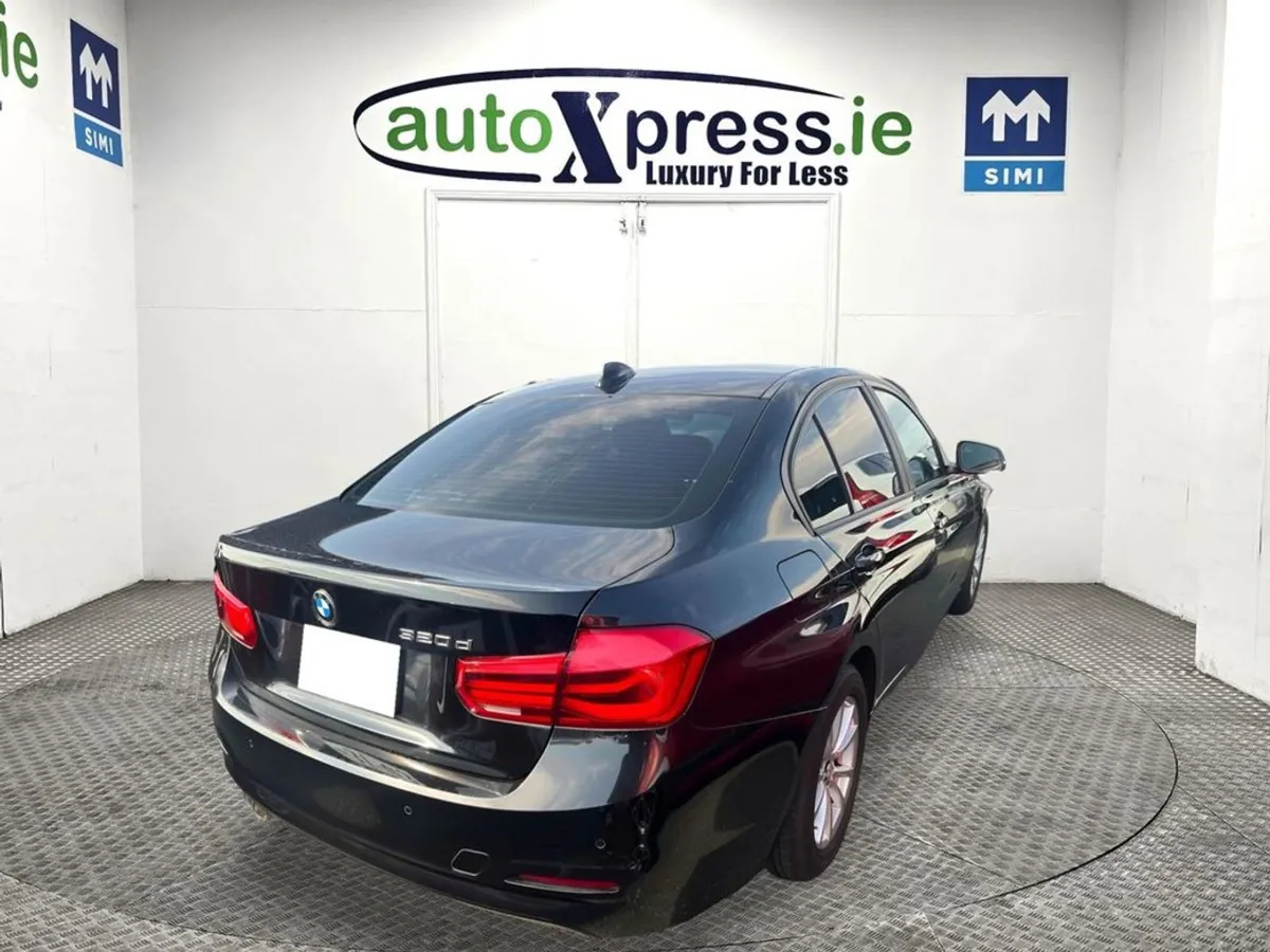 BMW 3 Series 320D Automatic  Reversing Camera - Image 3