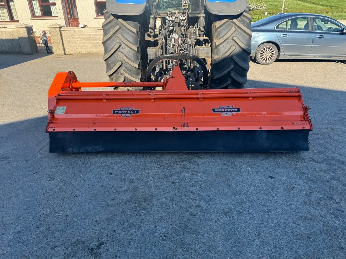 Farm machinery - Image 1