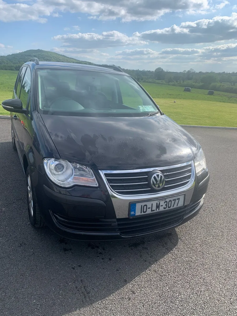 Volkswagen Touran 7 seater 1.9L Diesel Manual - Image 1