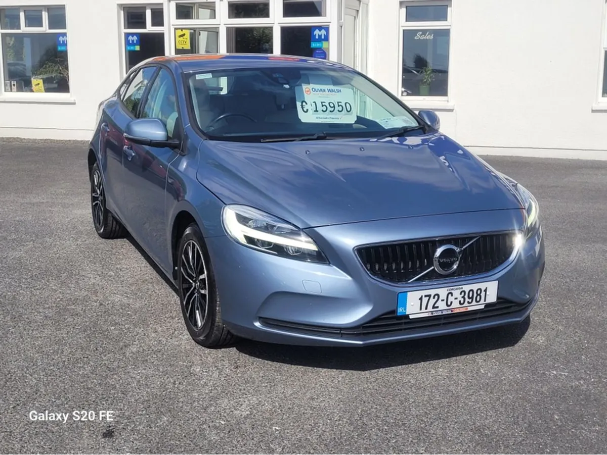 Volvo V40 D2 Momentum ED 5DR - Image 3