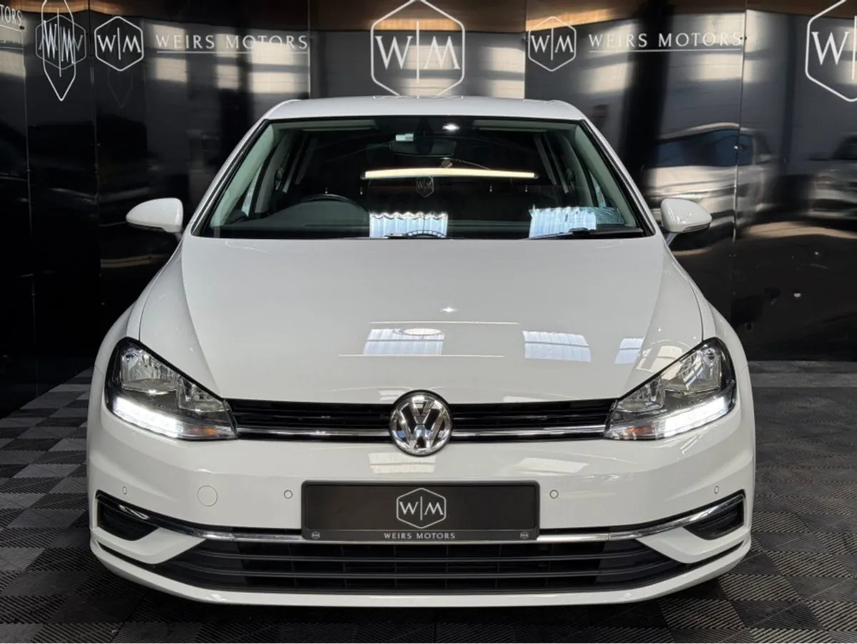 Volkswagen Golf 1.6 TDI SE NAV DSG Bluemotion 115 - Image 4