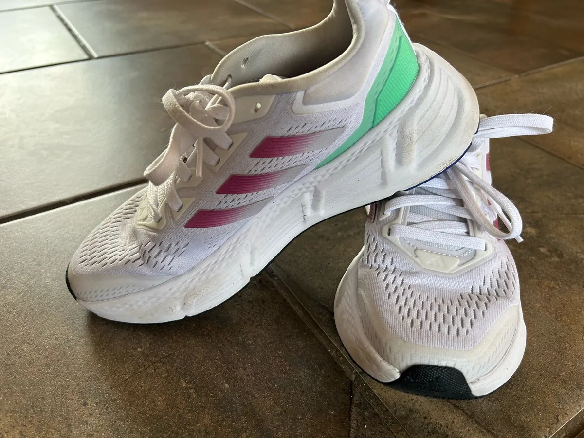 Adidas runners - Image 1