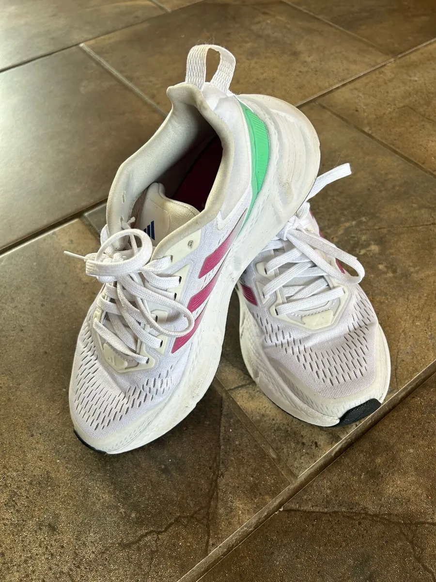 Adidas runners - Image 2