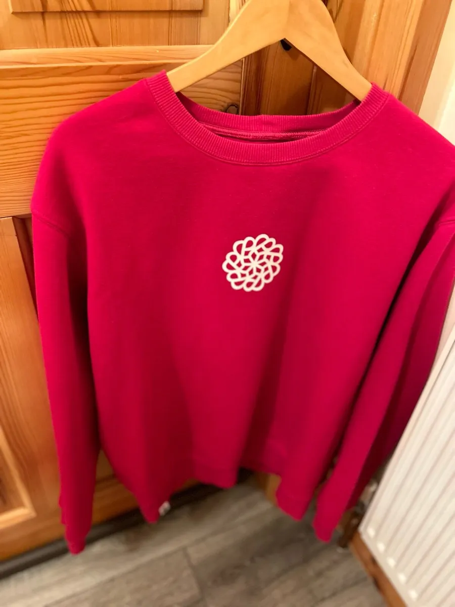 Lisa and Co casual jumpers - Image 1