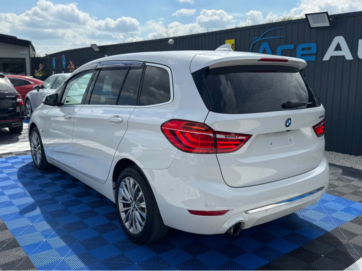 BMW 2-Series LUXURY - 2.0L DIESEL -7 SEATS - AUTO - Image 4