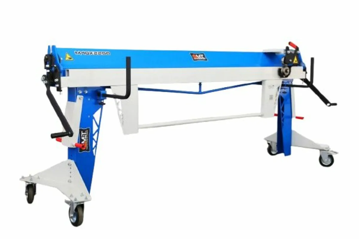 Sheet metal folders M40x2200 with rollershears . - Image 1