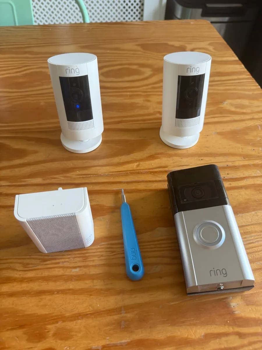 RING doorbell and cams