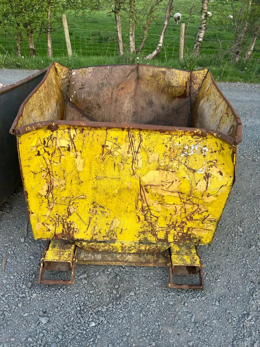 Telehandler Skips (£500 for 3) - Image 4
