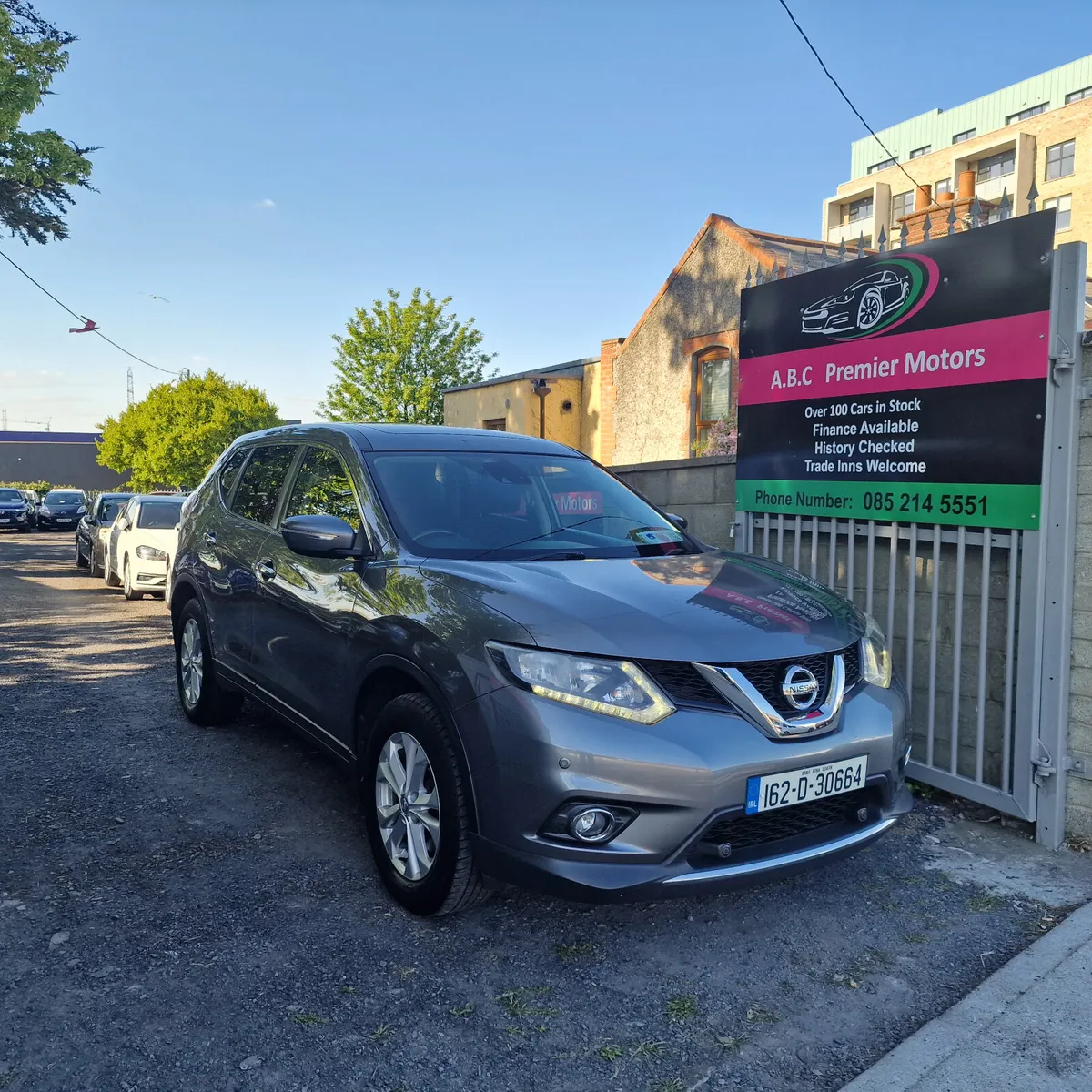 Nissan X-Trail 2016 7 Seater - Image 1